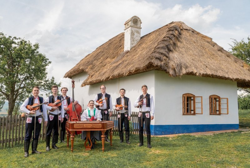 VEČERY U SLOVÁCKÉ BÚDY: Oskoruša