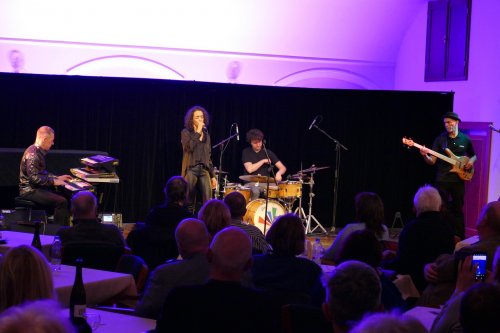 Elisabeth Lohninger & Steve Clarke Quartet